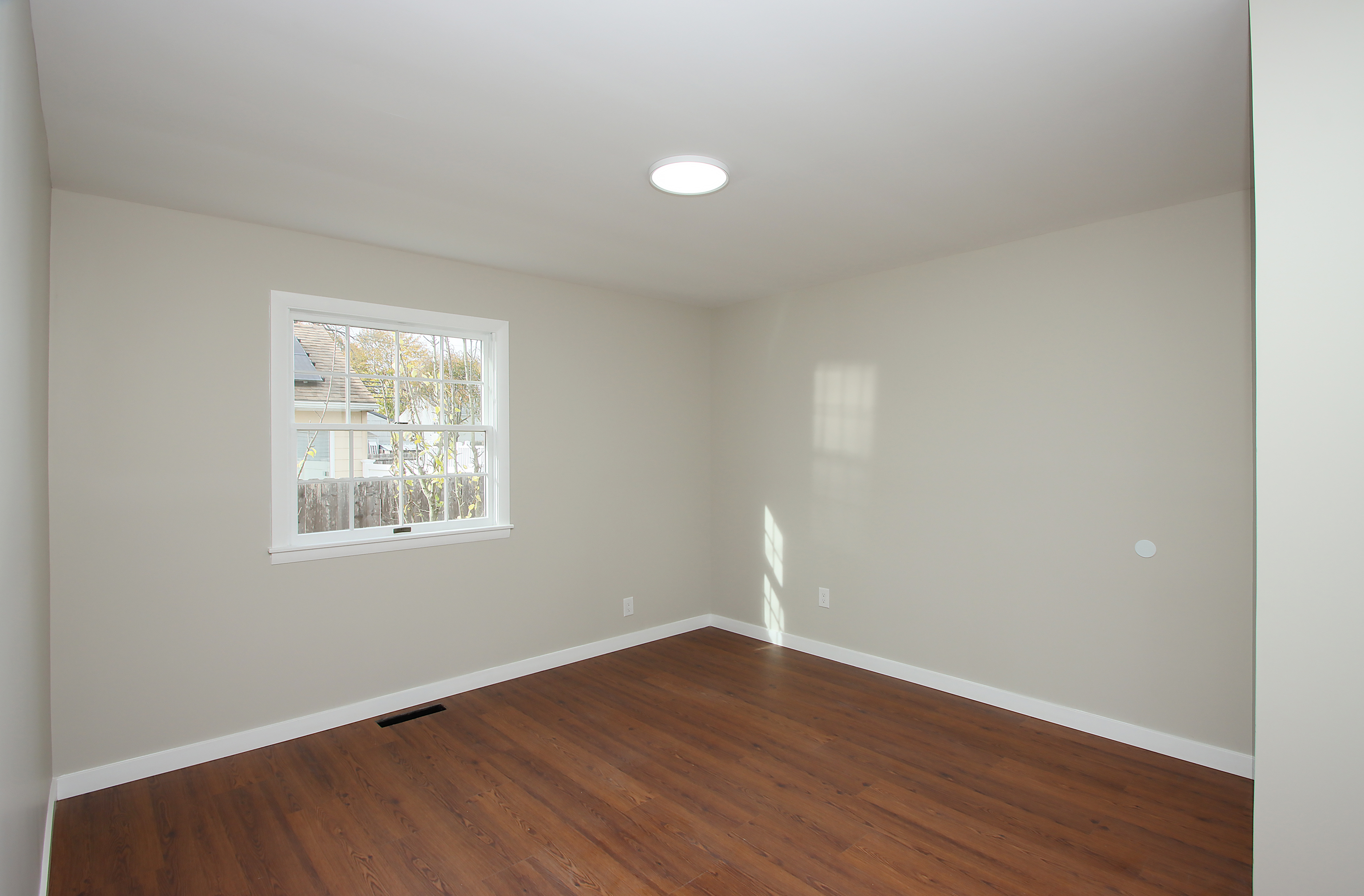 18 Riverdale Road Milford, CT 06460 - Photo 29 of 33