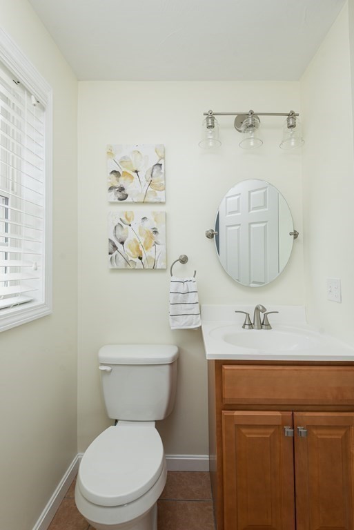 30 Julian Road Randolph, MA 02368 - Photo 13 of 28 Gallery Image 13