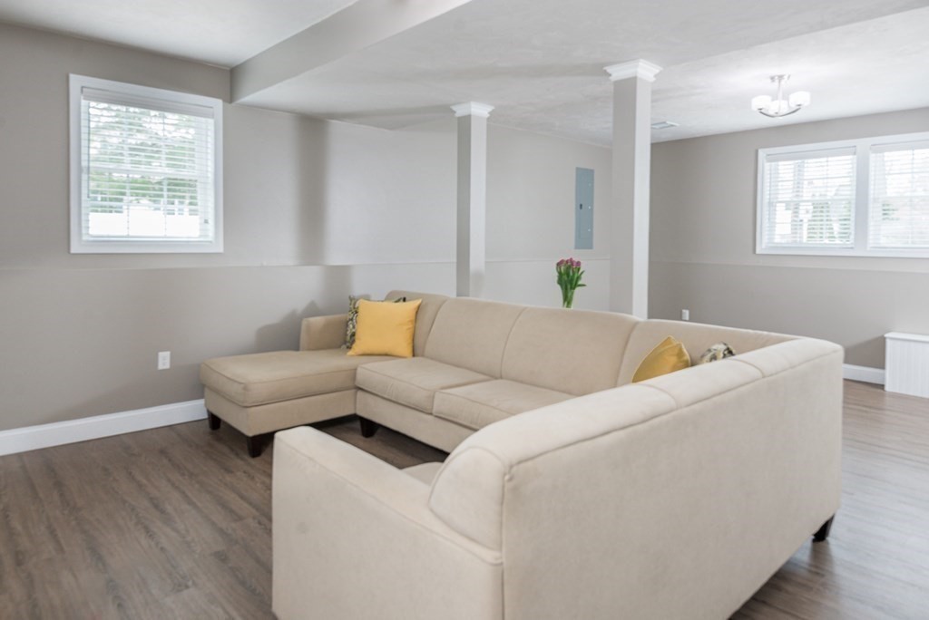 30 Julian Road Randolph, MA 02368 - Photo 18 of 28 Gallery Image 18