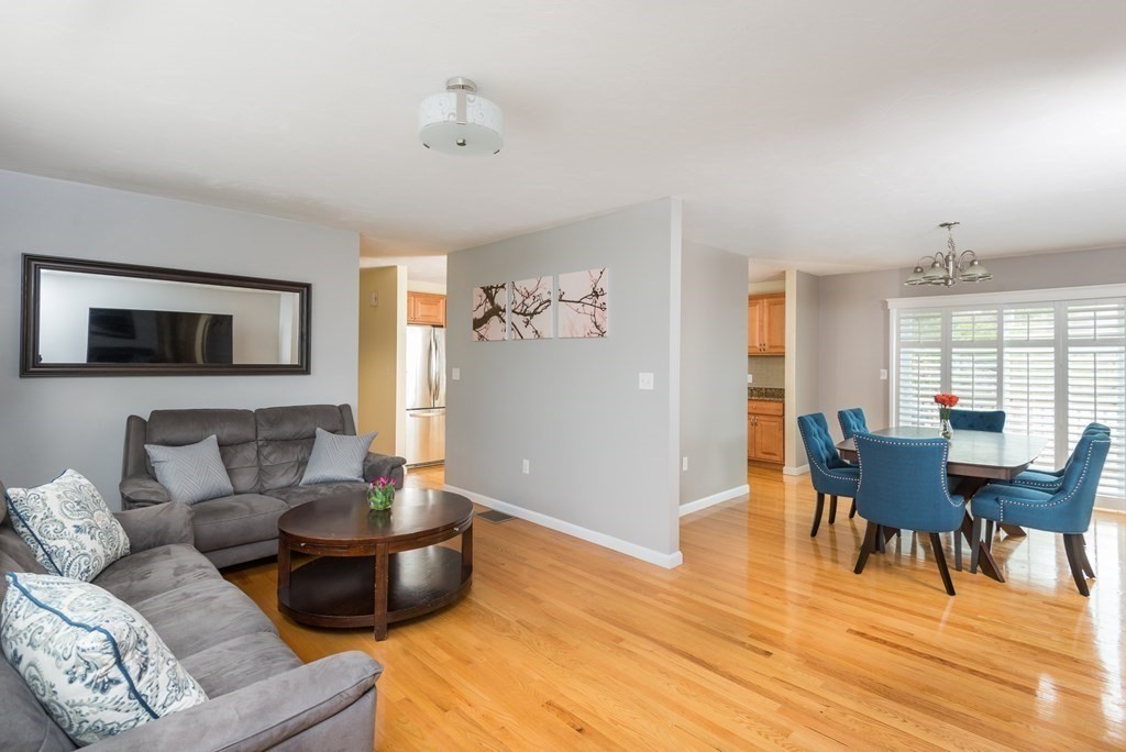 30 Julian Road Randolph, MA 02368 - Photo 10 of 28 Gallery Image 10