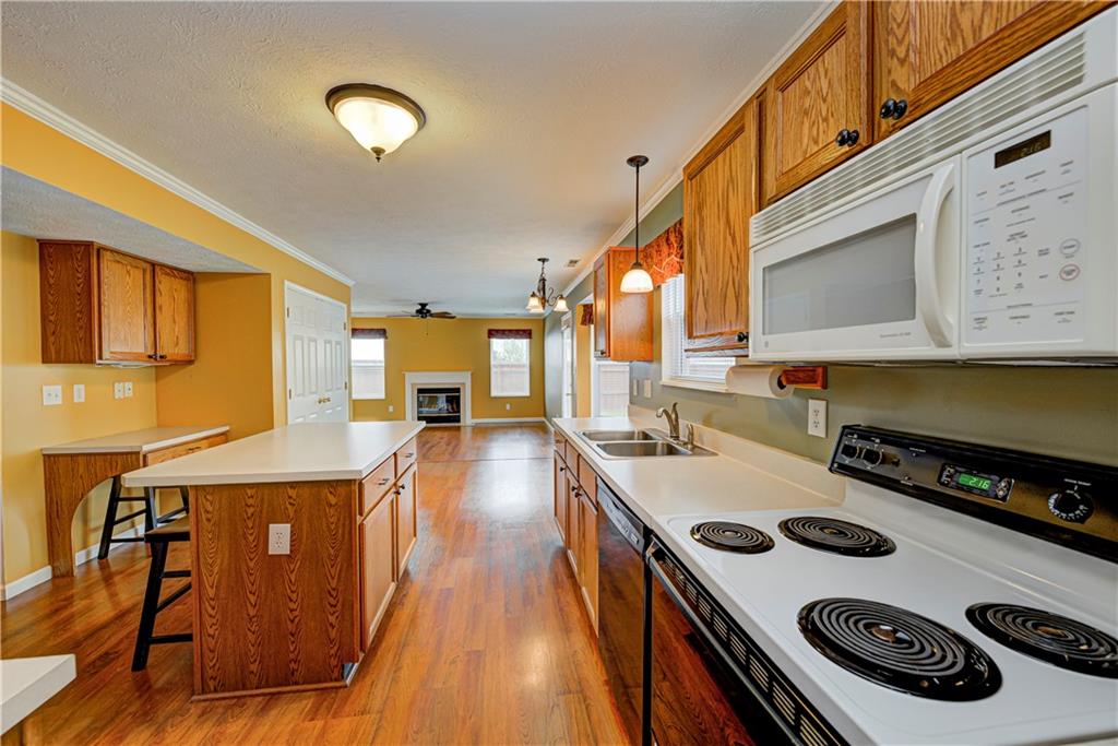 6536 Furnas Road Indianapolis, IN 46221 - Photo 11 of 32