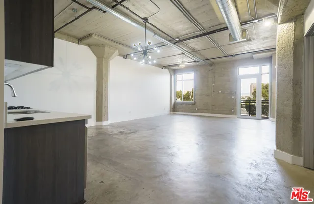$1,350,000 | 825 East 4th Street, Unit 503, Los Angeles, CA 90013