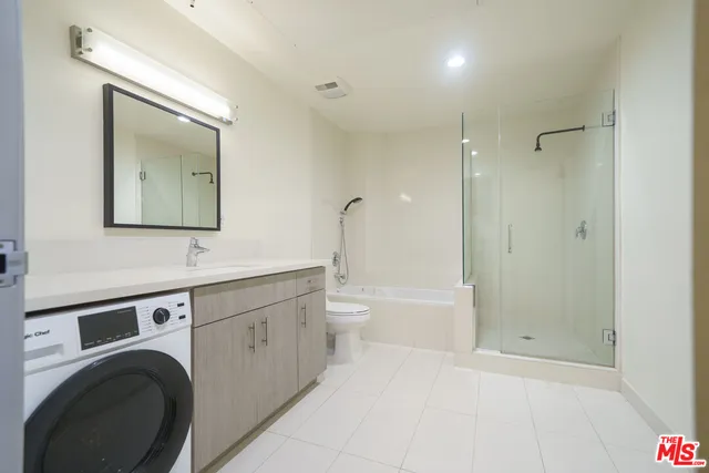 $1,350,000 | 825 East 4th Street, Unit 503, Los Angeles, CA 90013