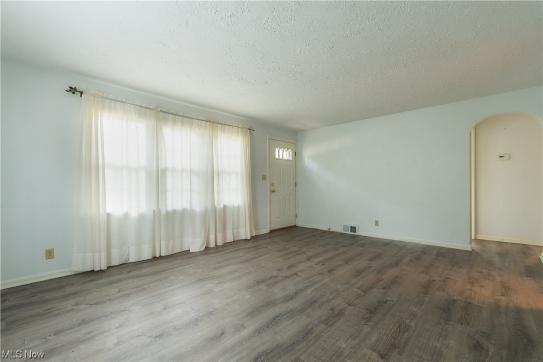 1811 Howland Wilson Road Northeast Warren, OH 44484 - Photo 7 of 23 Gallery Image 7