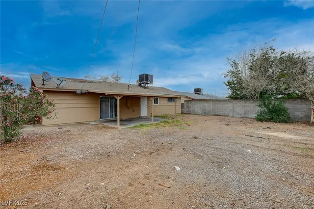 $1,700 | 6453 Bannock Way, Las Vegas, NV 89107