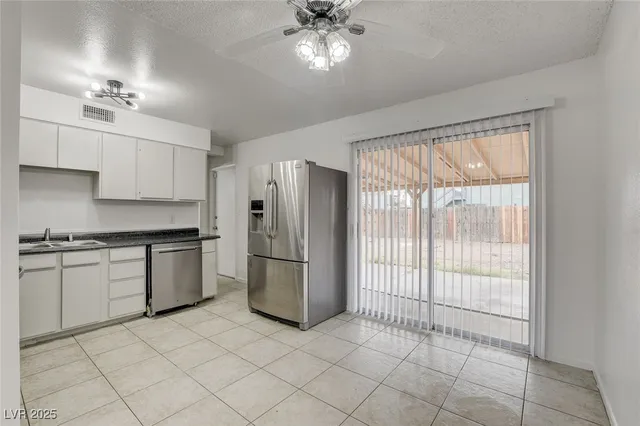 $1,700 | 6453 Bannock Way, Las Vegas, NV 89107