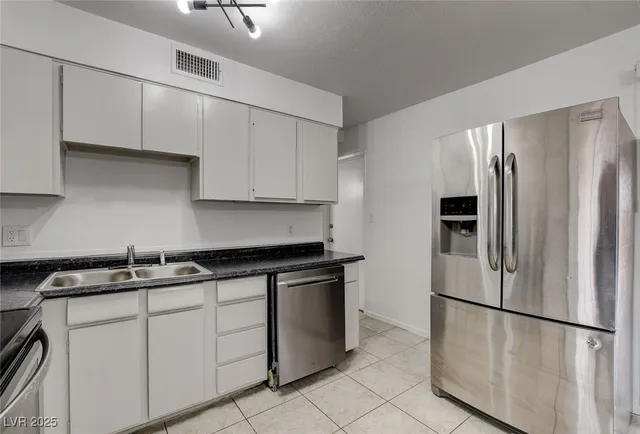 $1,700 | 6453 Bannock Way, Las Vegas, NV 89107