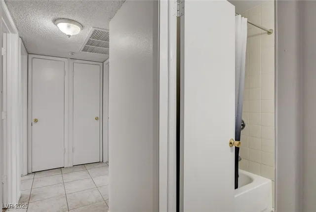 $1,700 | 6453 Bannock Way, Las Vegas, NV 89107