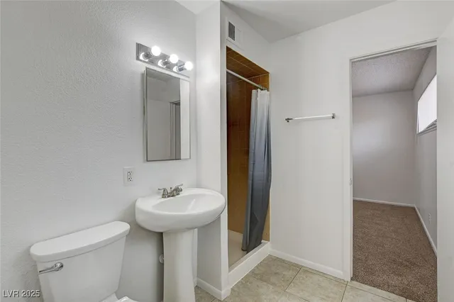 $1,700 | 6453 Bannock Way, Las Vegas, NV 89107