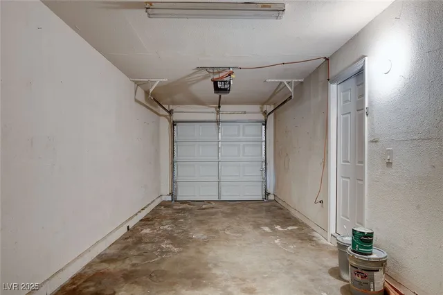 $1,700 | 6453 Bannock Way, Las Vegas, NV 89107