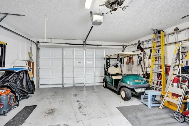 $369,000 | 3882 Dafilee Circle, West Palm Beach, FL 33417