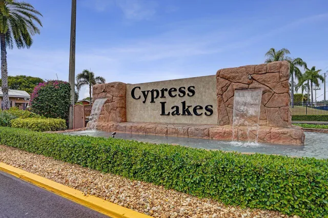 $369,000 | 3882 Dafilee Circle, West Palm Beach, FL 33417