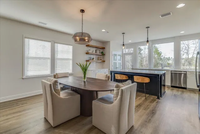 $575,846 | 1424 Summerbrooke Drive, Tallahassee, FL 32312