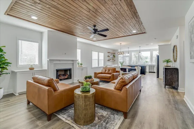 $575,846 | 1424 Summerbrooke Drive, Tallahassee, FL 32312