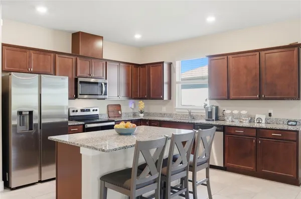 $450,000 | 2398 Nuthatch Street, St. Cloud, FL 34771