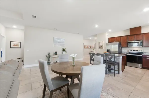 $450,000 | 2398 Nuthatch Street, St. Cloud, FL 34771