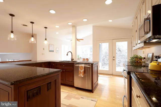 $539,900 | 1359 Sandpiper Drive, State College, PA 16801