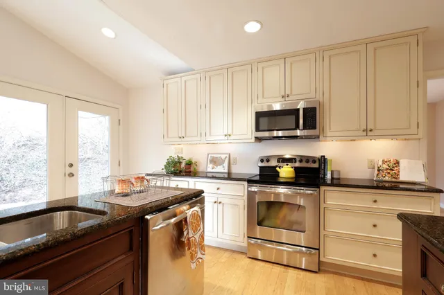 $539,900 | 1359 Sandpiper Drive, State College, PA 16801