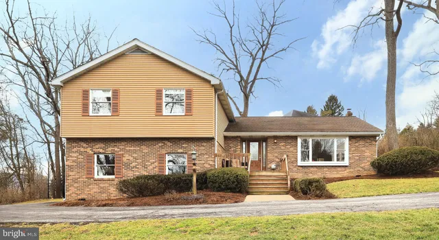 $539,900 | 1359 Sandpiper Drive, State College, PA 16801