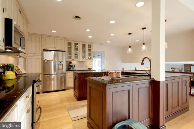 $539,900 | 1359 Sandpiper Drive, State College, PA 16801