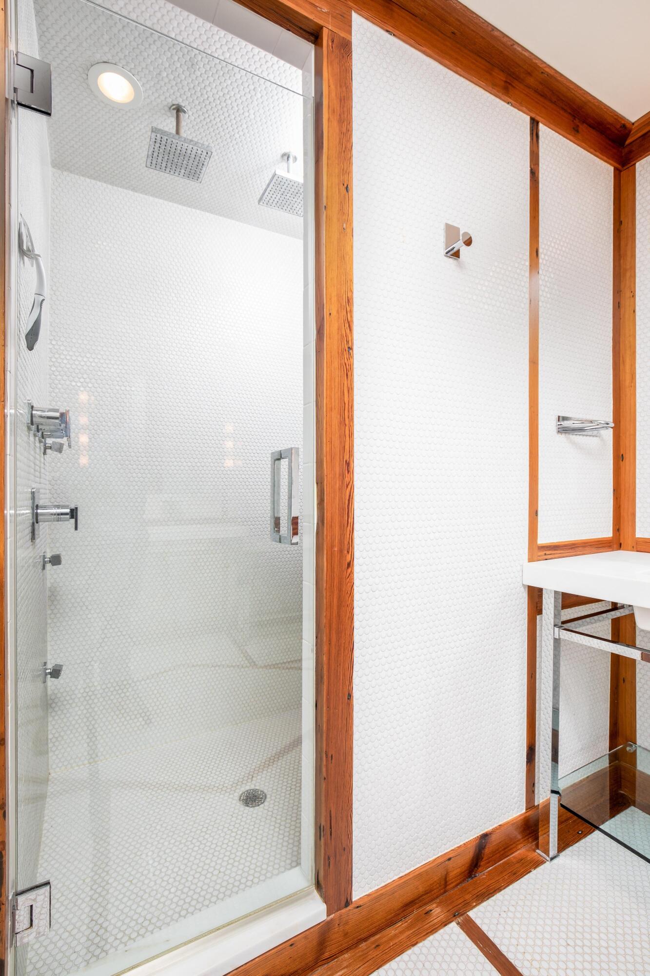 48 Bull Street, Unit B Charleston, SC 29401 - Photo 17 of 22 22231-20181010-1K7A0656EllisCreekLLC-Edi