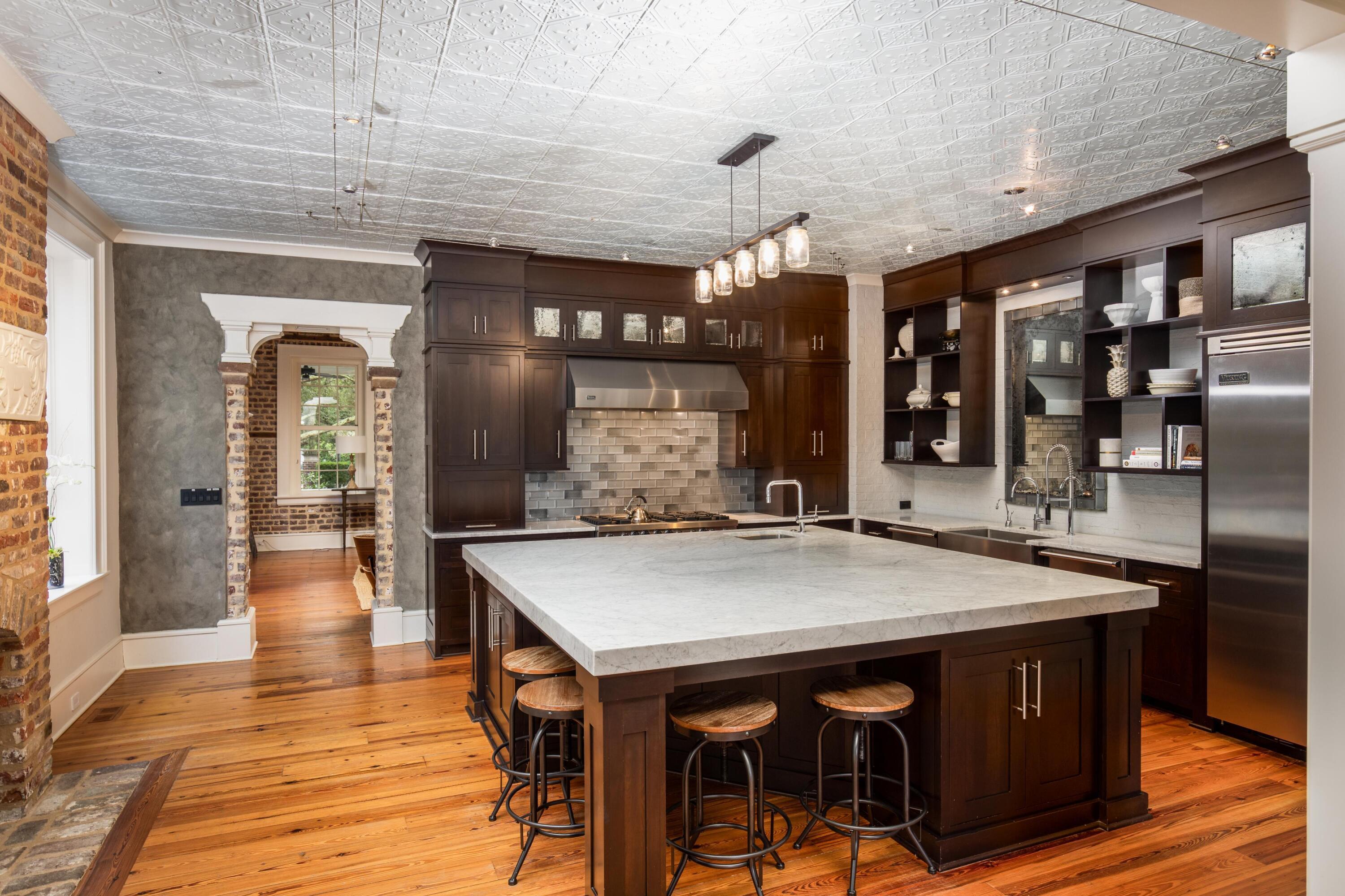 48 Bull Street, Unit B Charleston, SC 29401 - Photo 10 of 22 22217-20181010-1K7A0487EllisCreekLLC-Edi