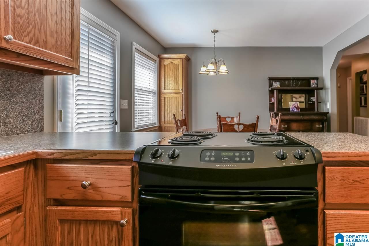 718 South Hillcrest Road Odenville, AL 35120 - Photo 15 of 35