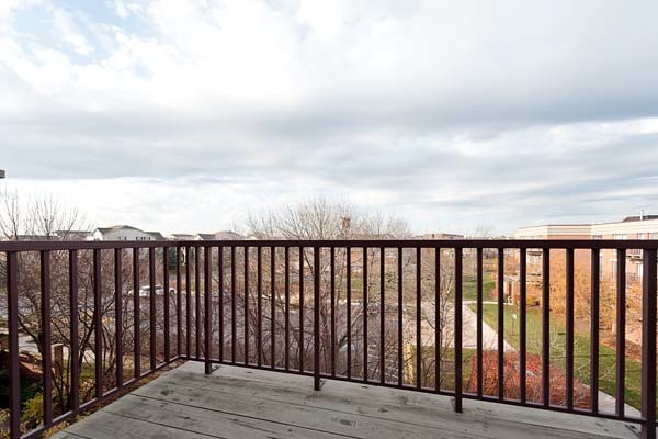 432 Kelburn Road, Unit 322 Deerfield, IL 60015 - Photo 12 of 19