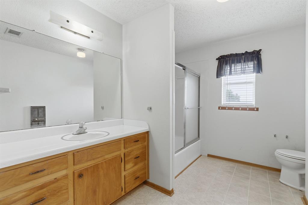 3523 East Highway 199 Springtown, TX 76082 - Photo 24 of 40