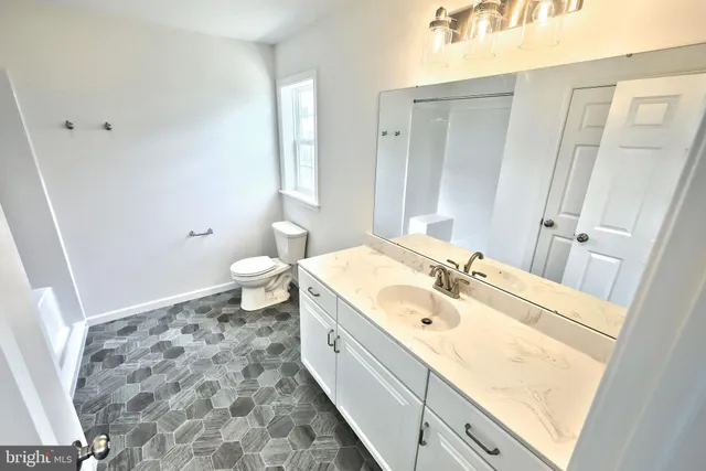 $344,200 | 7865 Briarwood Drive, Harrisburg, PA 17112