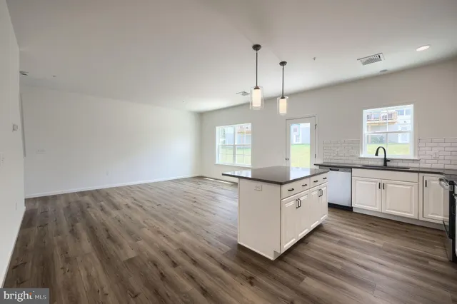 $344,200 | 7865 Briarwood Drive, Harrisburg, PA 17112