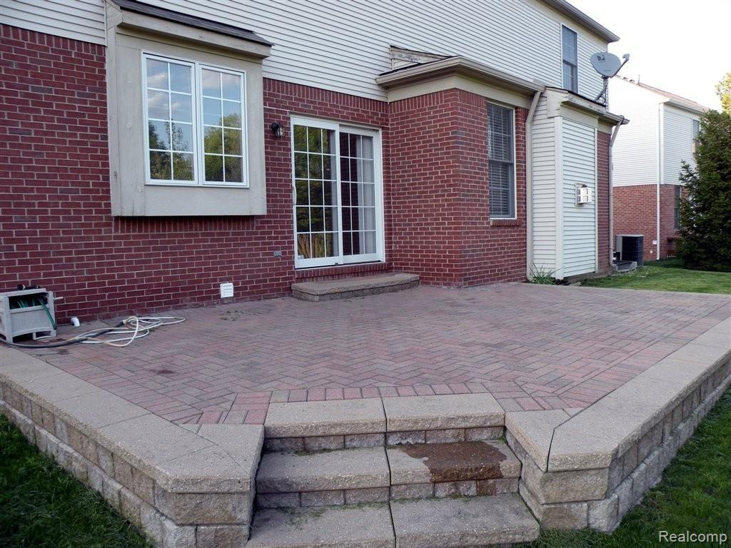 728 Bliss Drive Rochester, MI 48307 - Photo 19 of 23 Patio