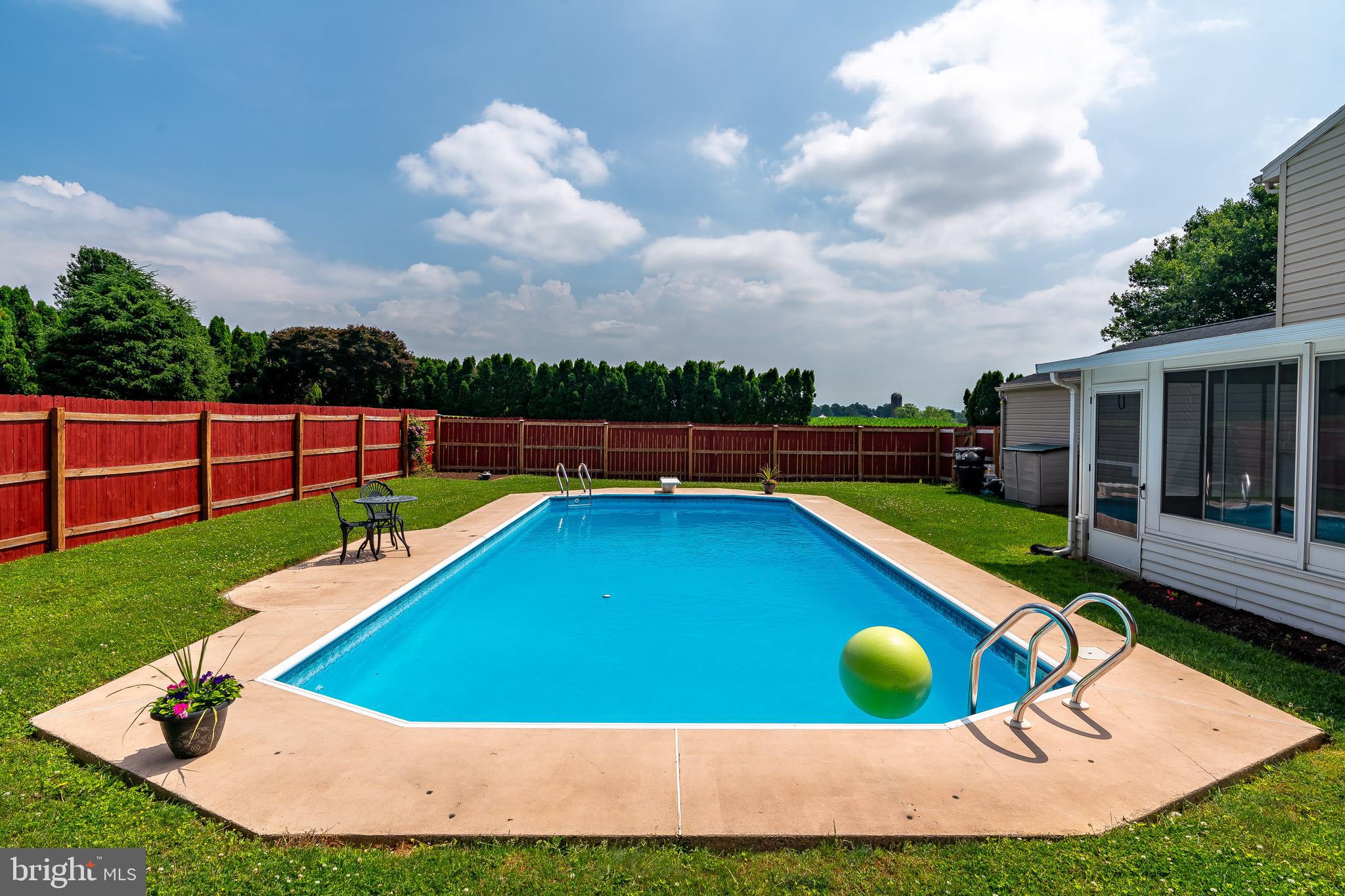 100 Bender Mill Road Lancaster, PA 17603 - Photo 12 of 34 Pool