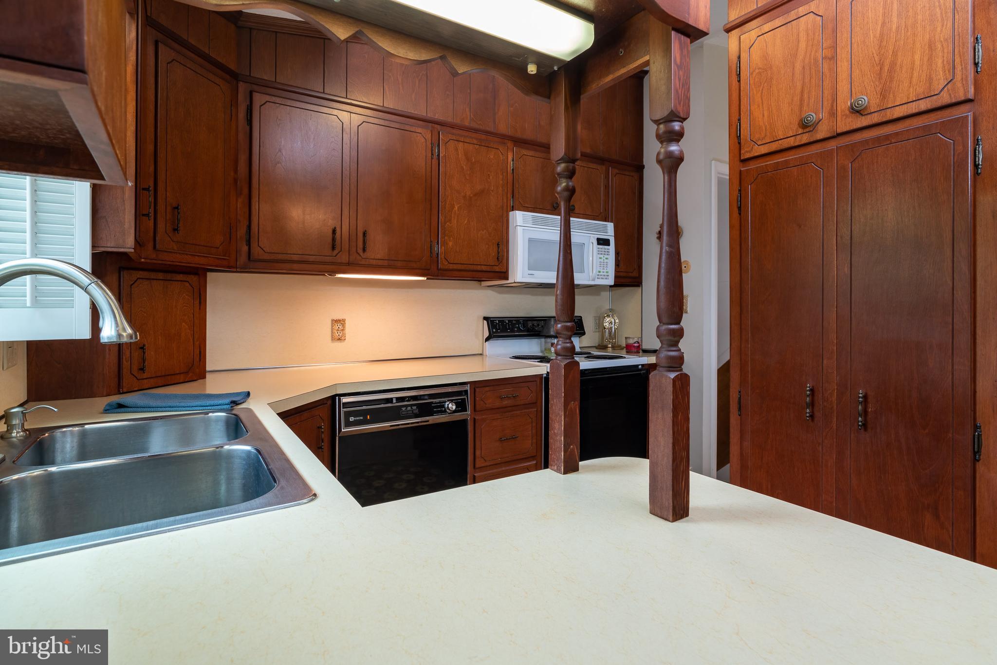 100 Bender Mill Road Lancaster, PA 17603 - Photo 16 of 34 Kitchen