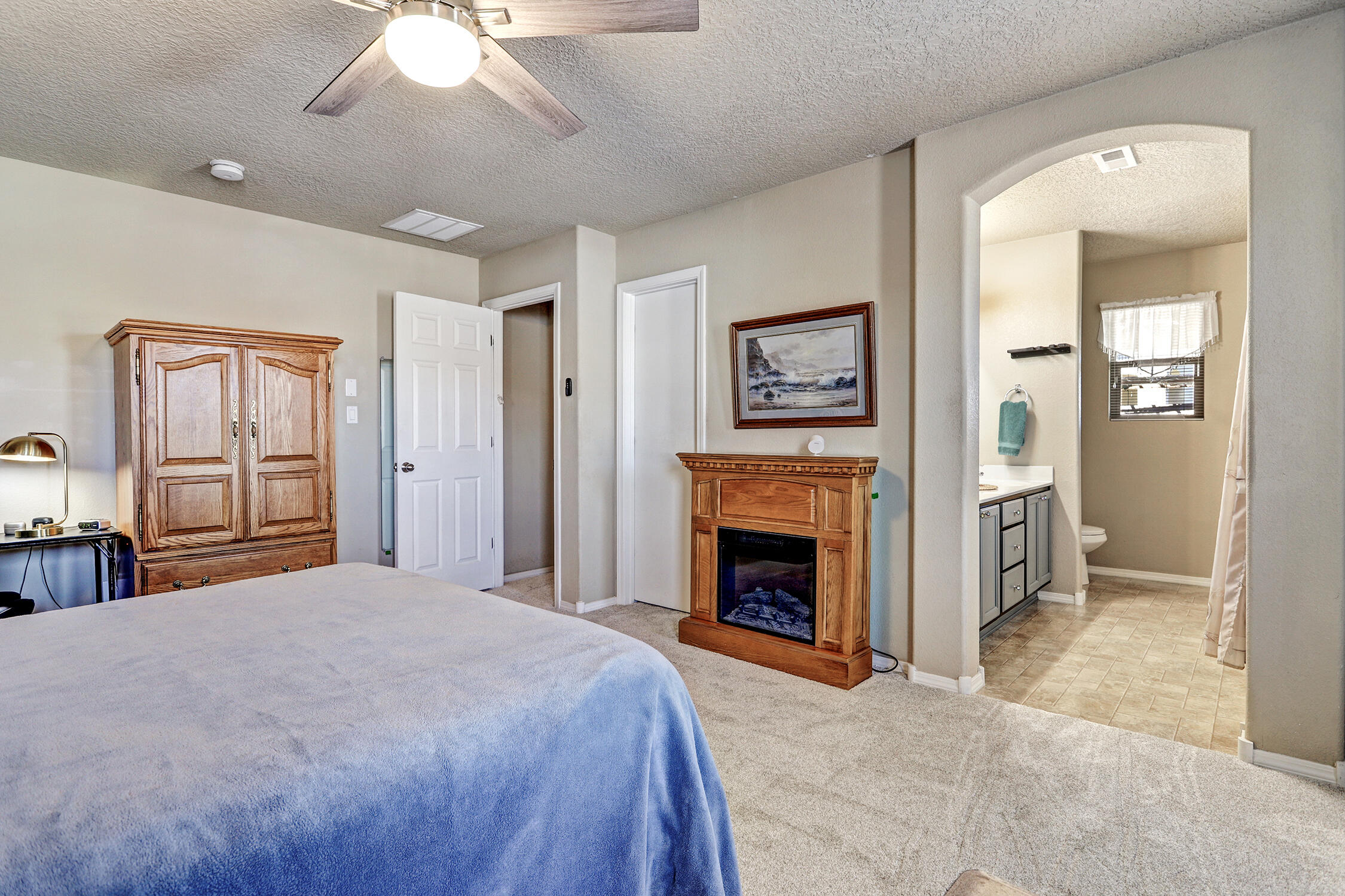 758 Redwood Street Southwest Rio Rancho, NM 87124 - Photo 11 of 25 Gallery Image 11