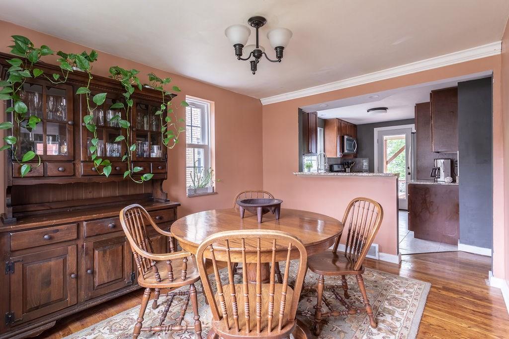 4104 Millington Road Pittsburgh, PA 15217 - Photo 6 of 25 Gallery Image 6