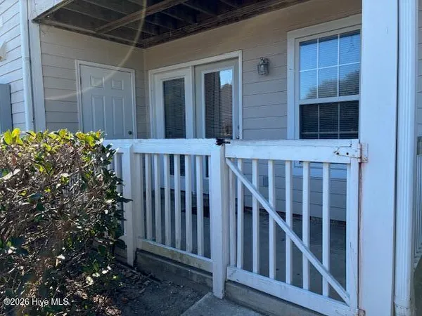 $209,500 | 904 Litchfield Way, Unit B, Wilmington, NC 28405
