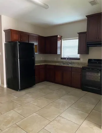 $900 | 610 South Linda Street, Unit 3, Alton, TX 78573