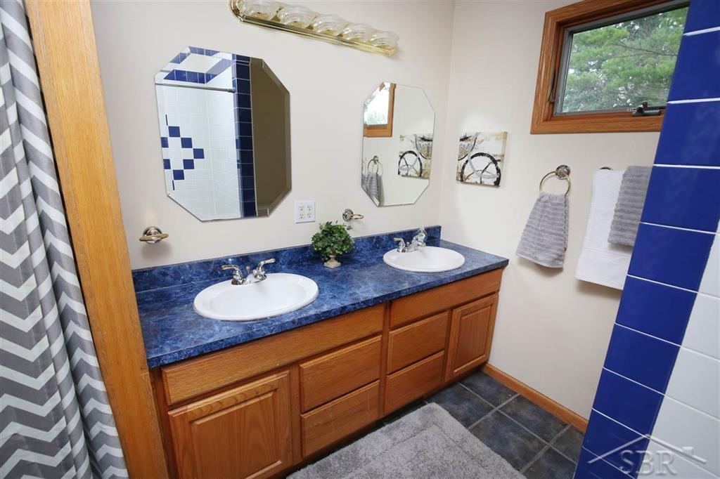 833 East Olson Road Midland, MI 48640 - Photo 14 of 24