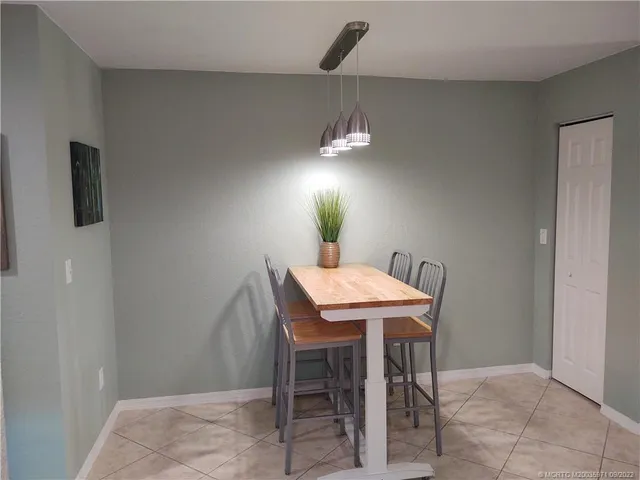 $377,000 | 2778 Southeast Birmingham Drive, Unit 3107, Stuart, FL 34994