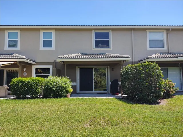 $377,000 | 2778 Southeast Birmingham Drive, Unit 3107, Stuart, FL 34994