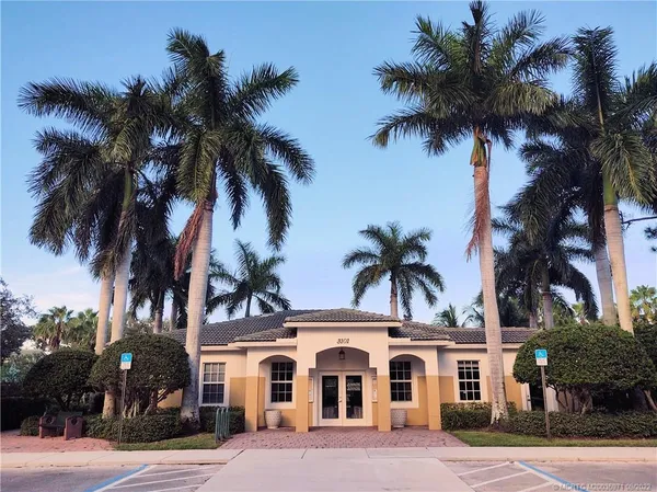 $377,000 | 2778 Southeast Birmingham Drive, Unit 3107, Stuart, FL 34994