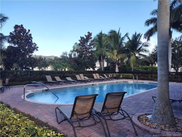 $377,000 | 2778 Southeast Birmingham Drive, Unit 3107, Stuart, FL 34994