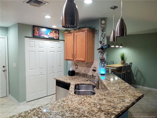 $377,000 | 2778 Southeast Birmingham Drive, Unit 3107, Stuart, FL 34994