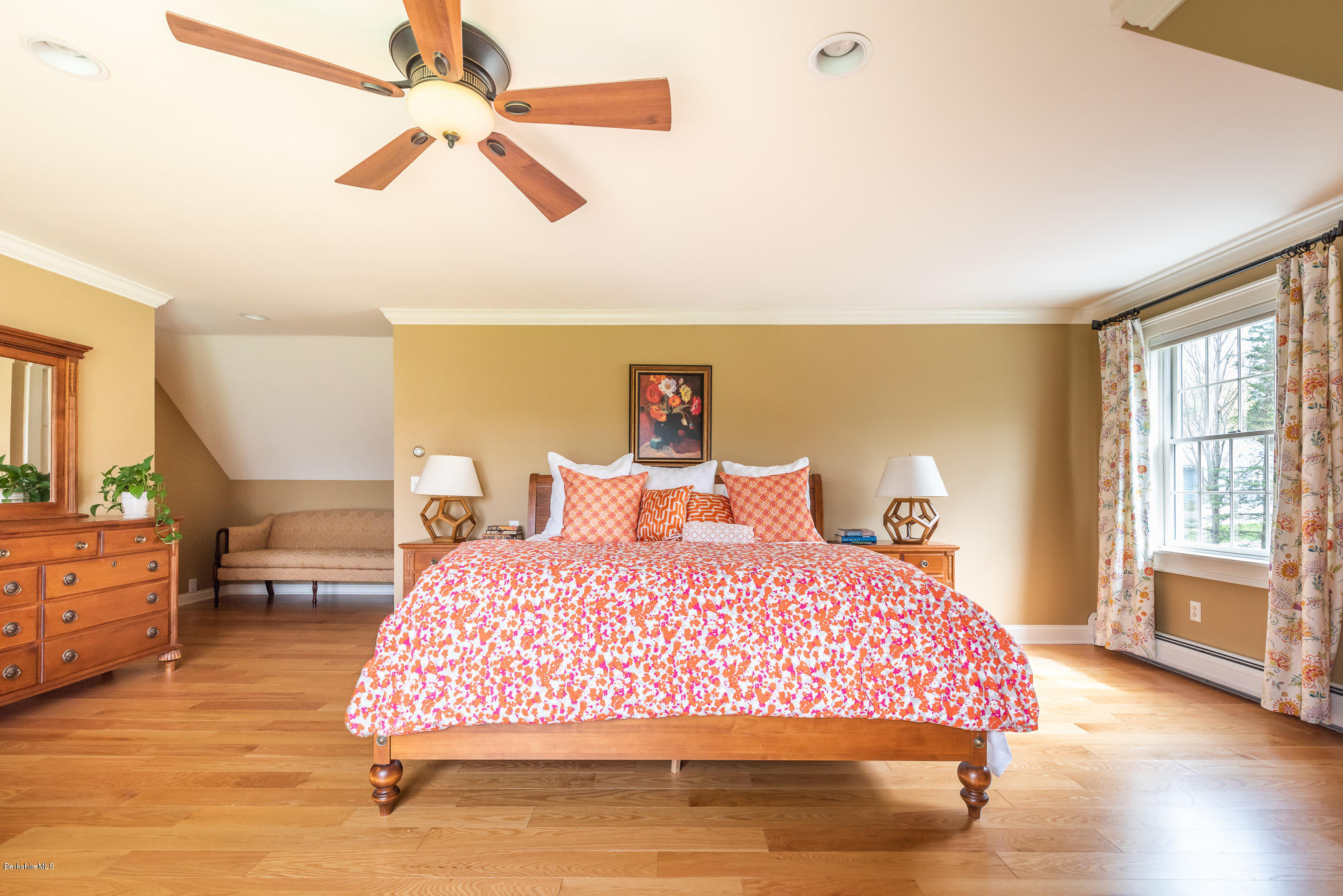 25 Stockbridge Road Lee, MA 01238 - Photo 15 of 26 Huge Master