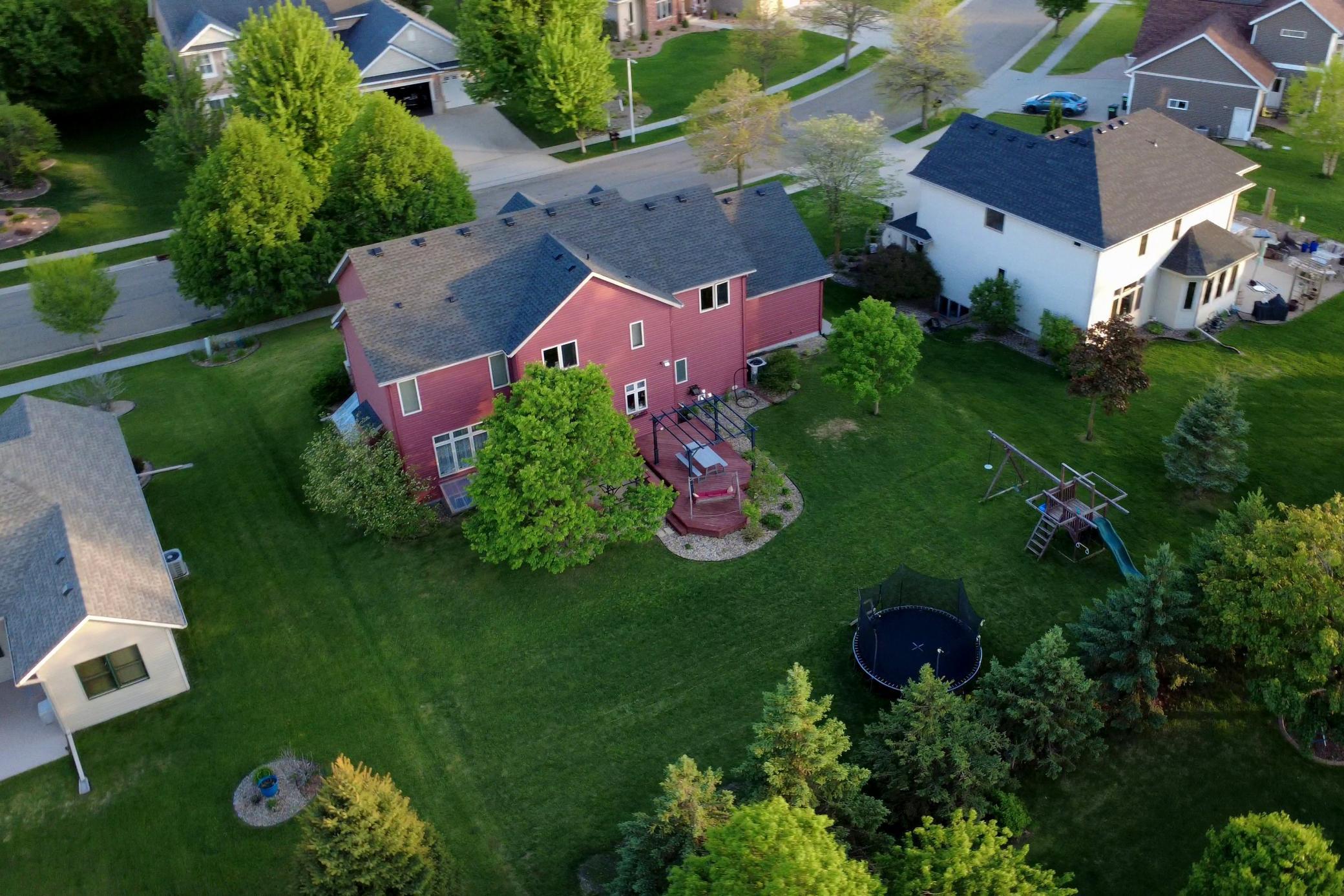 3411 Tralee Lane Northeast Rochester, MN 55906 - Photo 4 of 42