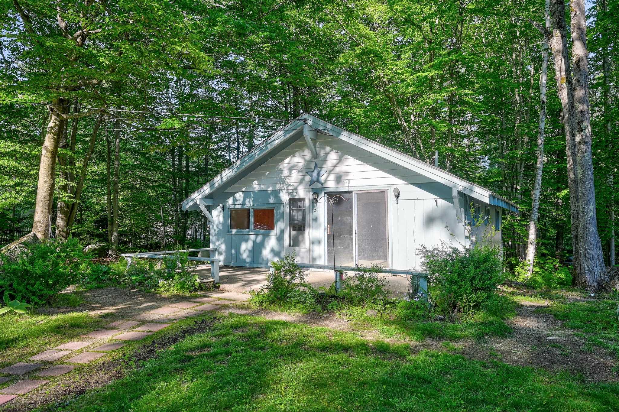 27 Ash Street Conway, NH 03860 - Photo 3 of 23