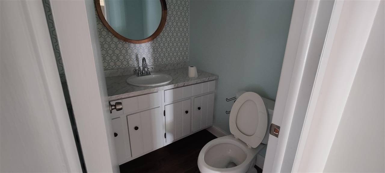 29910 High Valley Road Farmington, MI 48331 - Photo 25 of 34 50071405-24.JPG