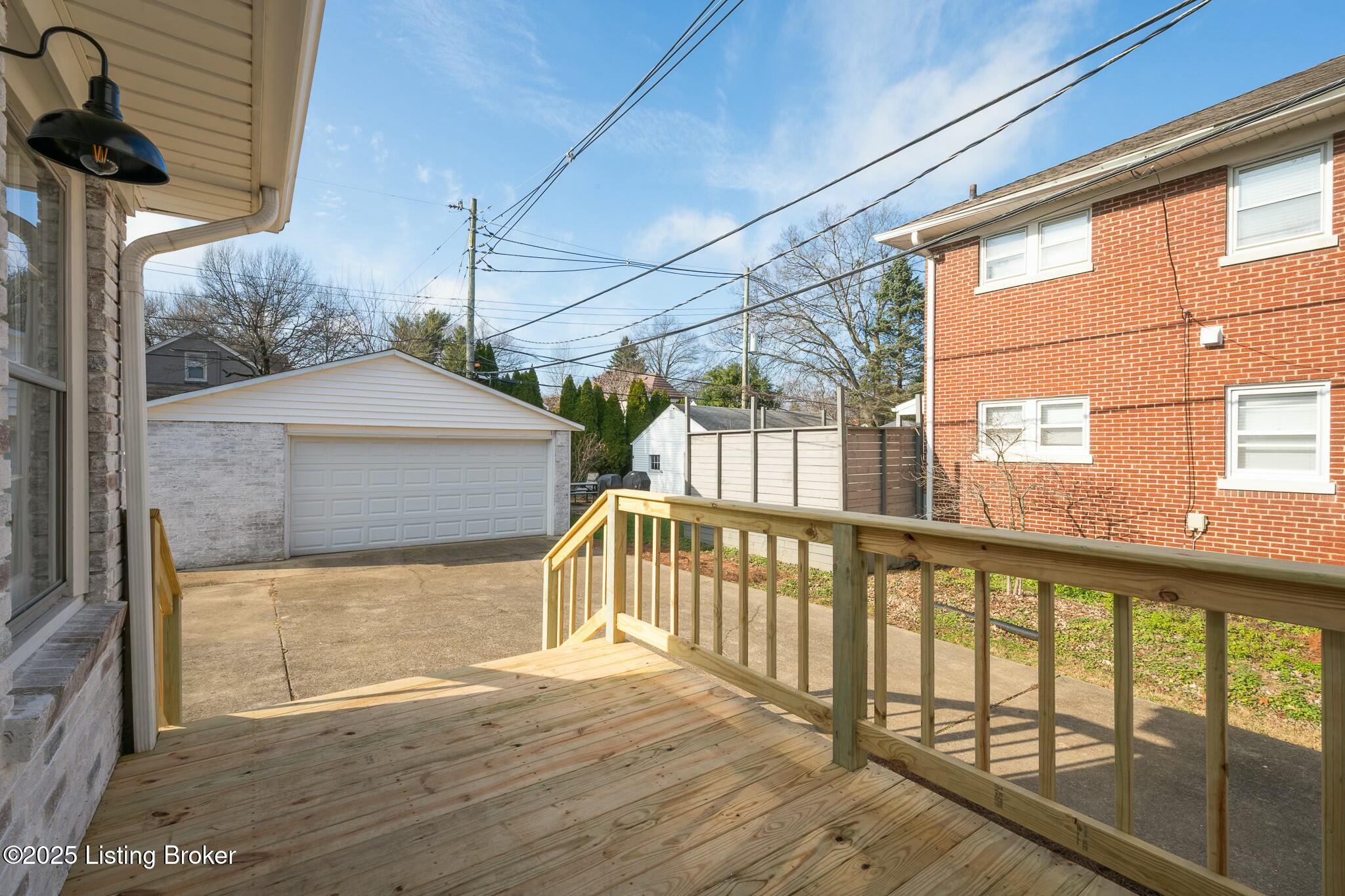 2320 Broadmeade Road Louisville, KY 40205 - Photo 34 of 38 Deck