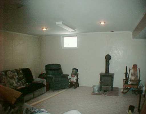 407 Star Grille Road Butler, PA 16002 - Photo 4 of 5